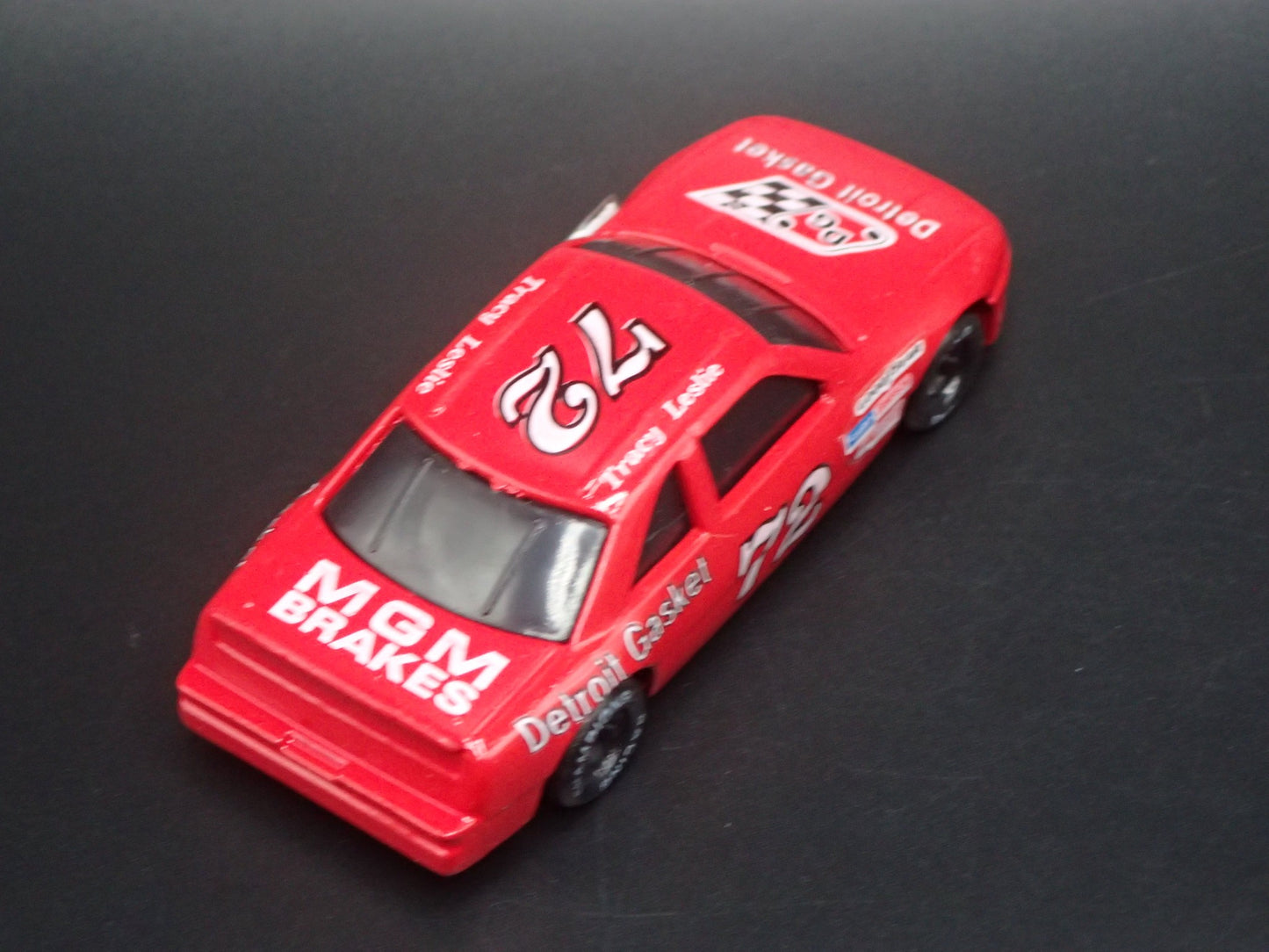 1991 91 OLDSMOBILE CUTLASS 72 TRACY LESLIE NASCAR 1:64 SCALE DIECAST MODEL CAR