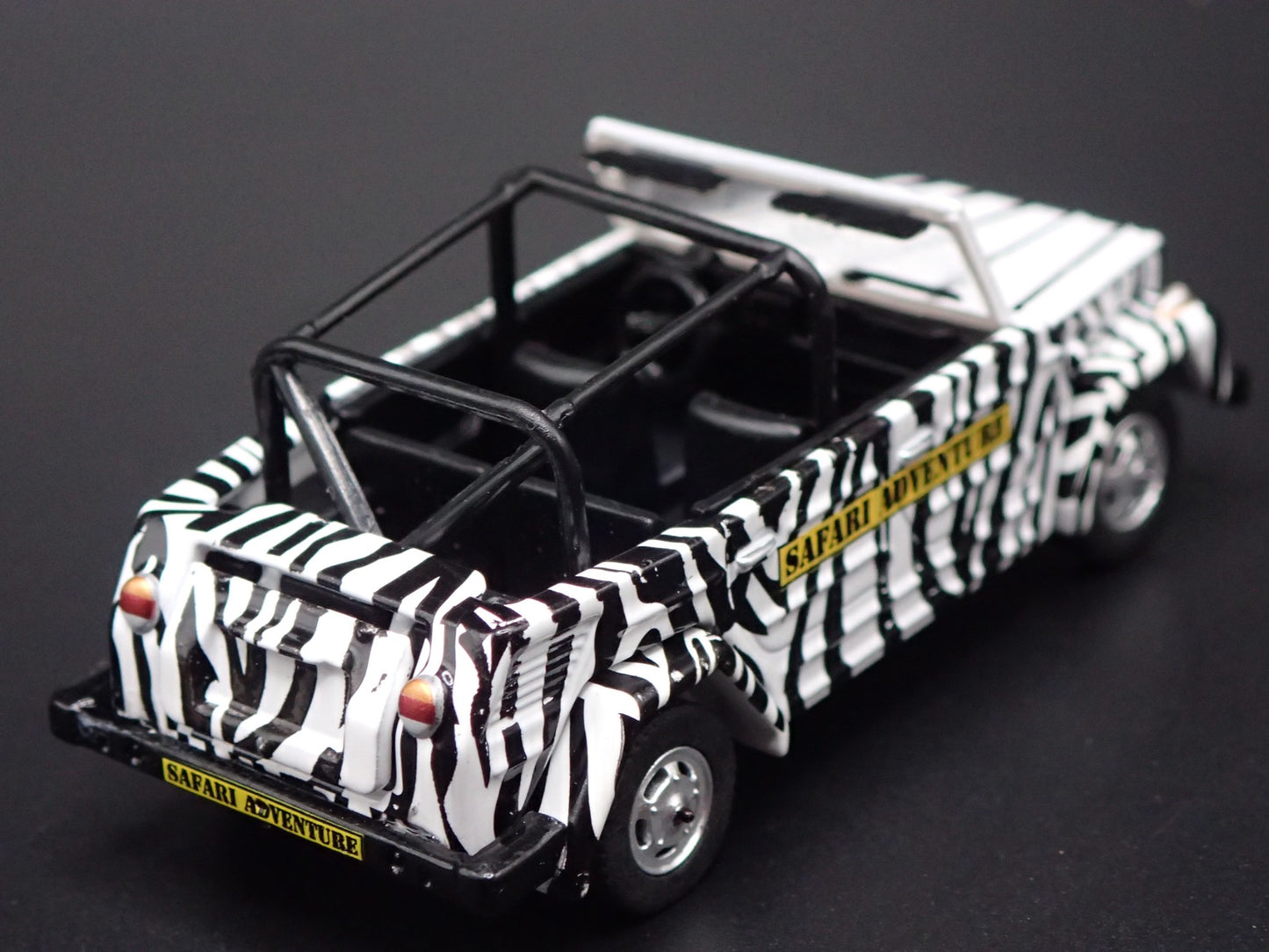 VOLKSWAGEN THING TYPE 181 WHITE SAFARI 1:64 SCALE COLLECTIBLE DIECAST MODEL CAR