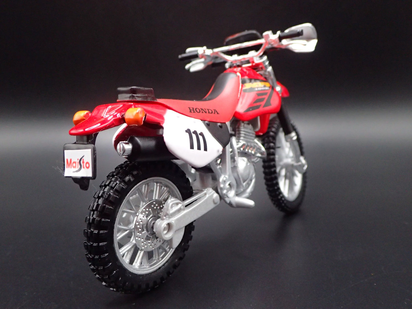 HONDA XR400R DIRT BIKE MOTORCYCLE RED 1/18 SCALE DIORAMA DIECAST MODEL BIKE