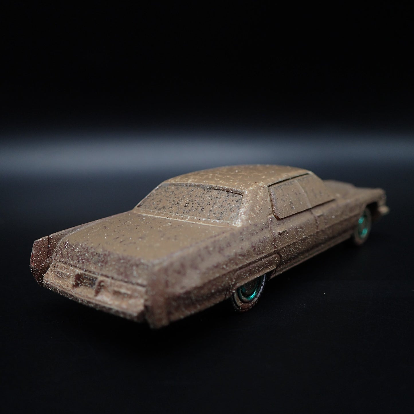 1973 73 CADILLAC CADDY SEDAN DEVILLE BARN FIND GM 1:64 SCALE DIECAST MODEL CAR