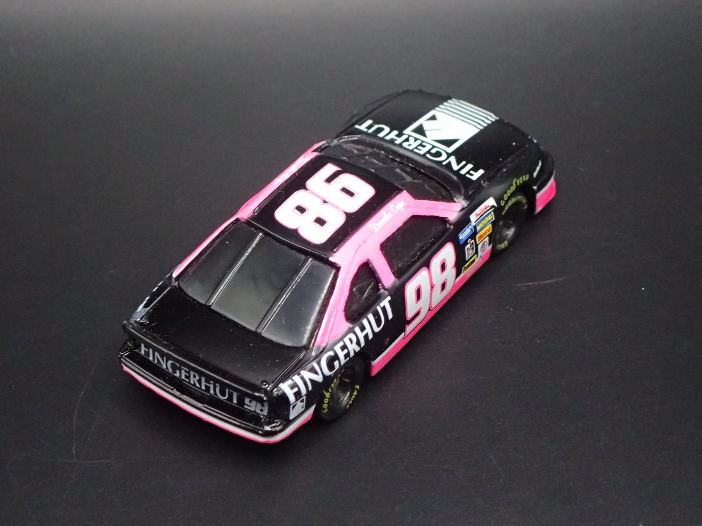 1994 94 FORD THUNDERBIRD 98 DERRIKE COPE NASCAR 1:64 SCALE DIECAST MODEL CAR