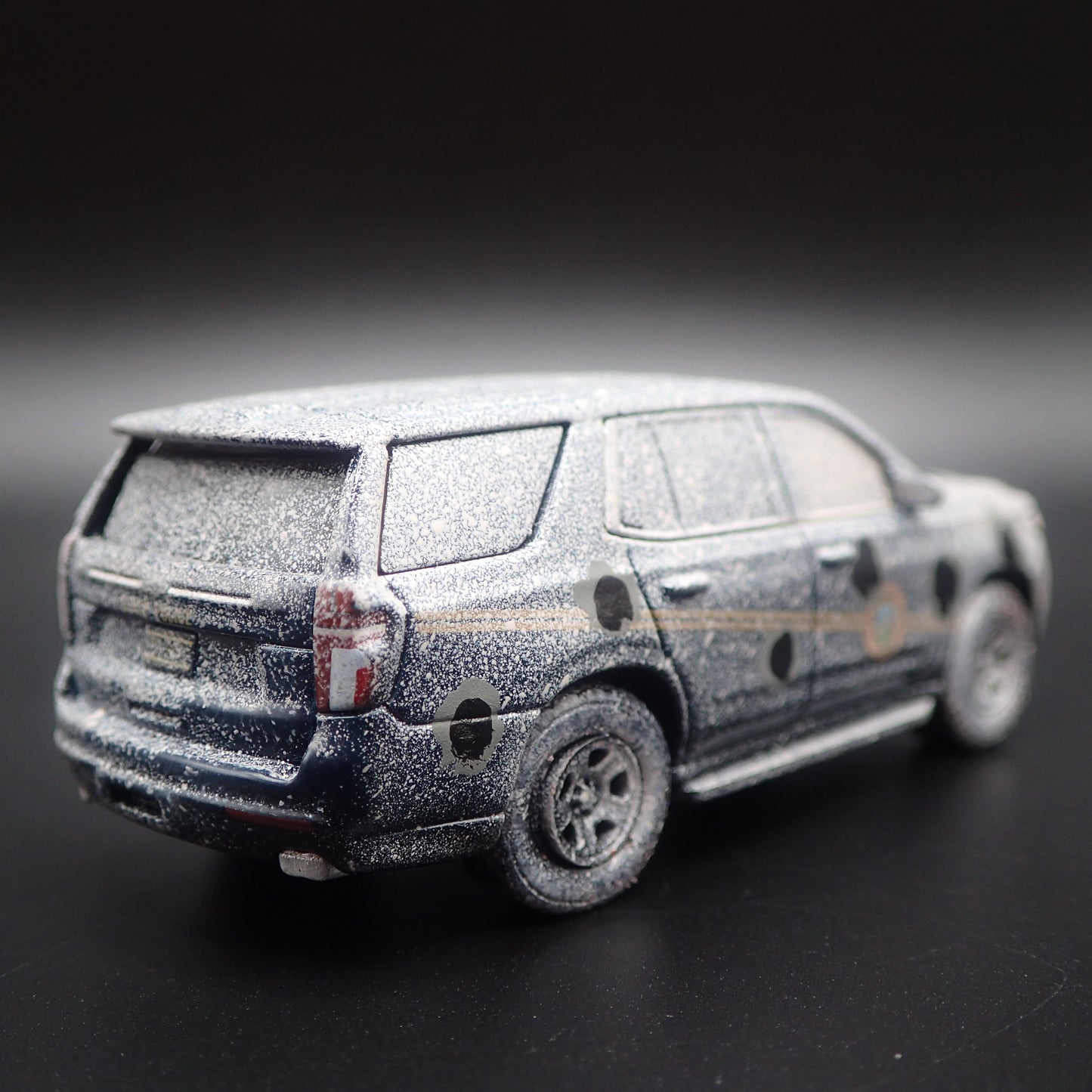 2021 21 CHEVY TAHOE PPV WEST VIRGINIA STATE POLICE BULLIT HOLES 1:64 DIECAST CAR