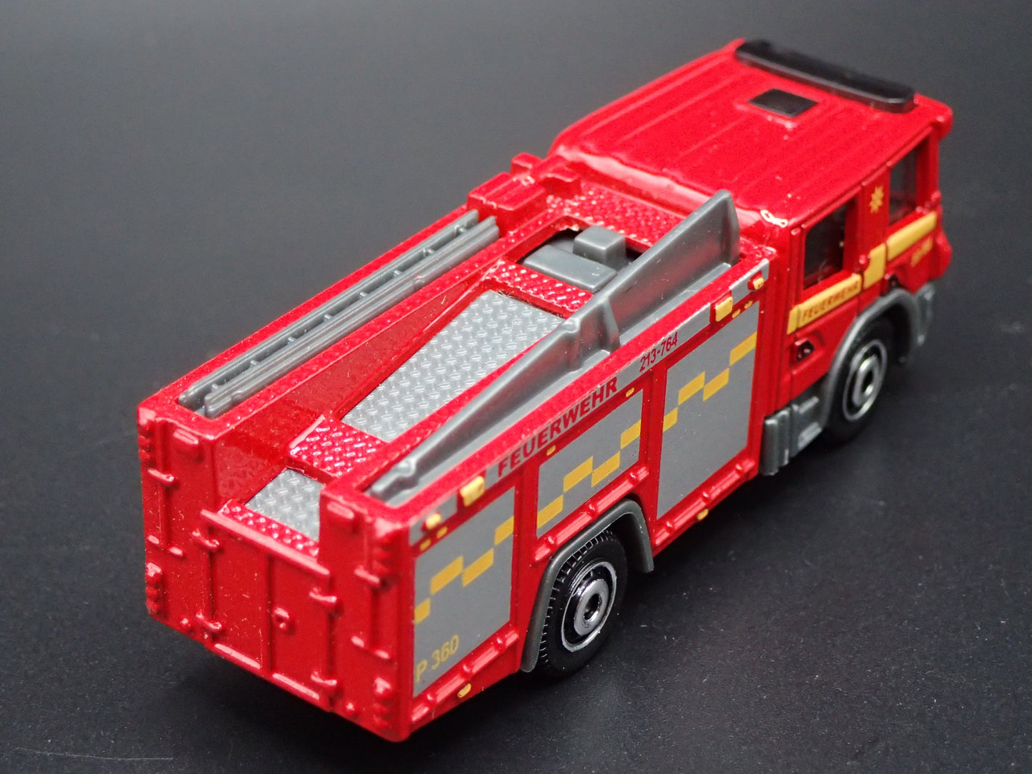 2016-2025 SCANIA P 360 FIRE TRUCK FEUERWEHR RED 1:64 MB SCALE DIECAST MODEL CAR