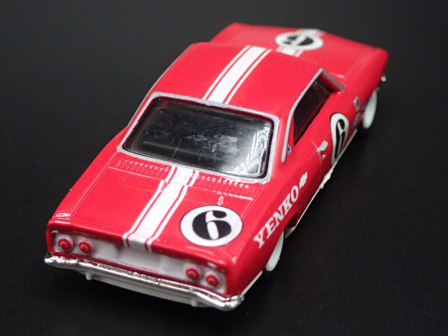 1965-1969 CHEVY CHEVROLET CORVAIR YENKO STINGER RED 1:64 SCALE DIECAST MODEL CAR