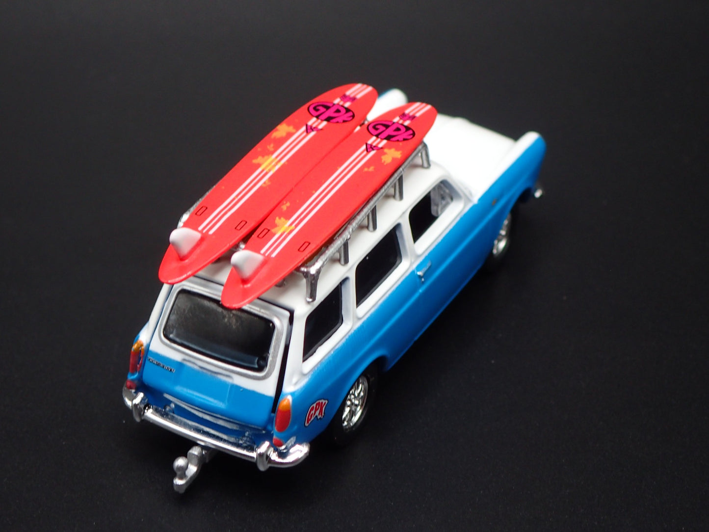 1961-1973 VW VOLKSWAGEN TYPE 3 SQUAREBACK GPK HITCH 1:64 SCALE DIECAST MODEL CAR