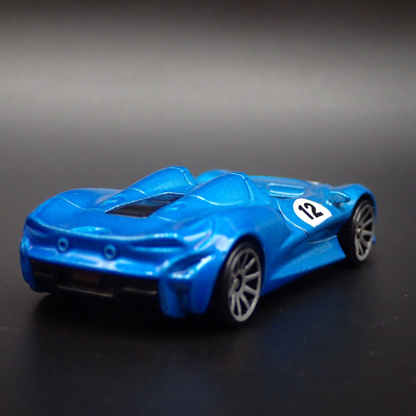 2020 20 MCLAREN ELVA SUPER CAR 1:64 SCALE COLLECTIBLE DIORAMA DIECAST MODEL CAR