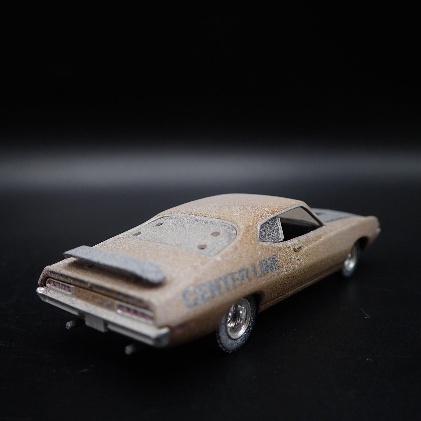 1970 70 FORD TORINO COBRA CUSTOM BARN FIND 1:64 SCALE DIORAMA DIECAST MODEL CAR