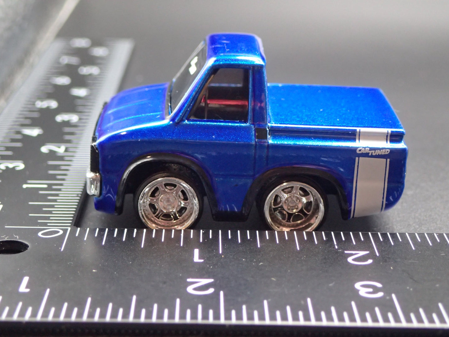 1981 81 TOYOTA HI LUX PICKUP TRUCK CAR TUNED BLUE 1/64 SCALE DIECAST MODEL CAR