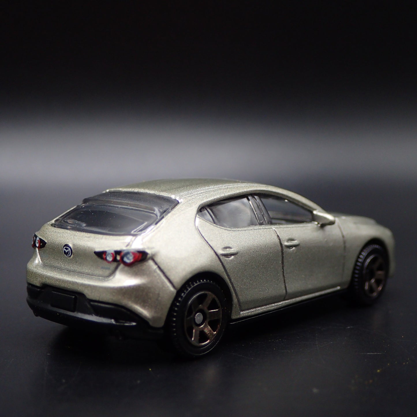 2019-2025 MAZDA 3 4 FOUR DOOR HATCHBACK 1:64 SCALE DIORAMA DIECAST MODEL CAR
