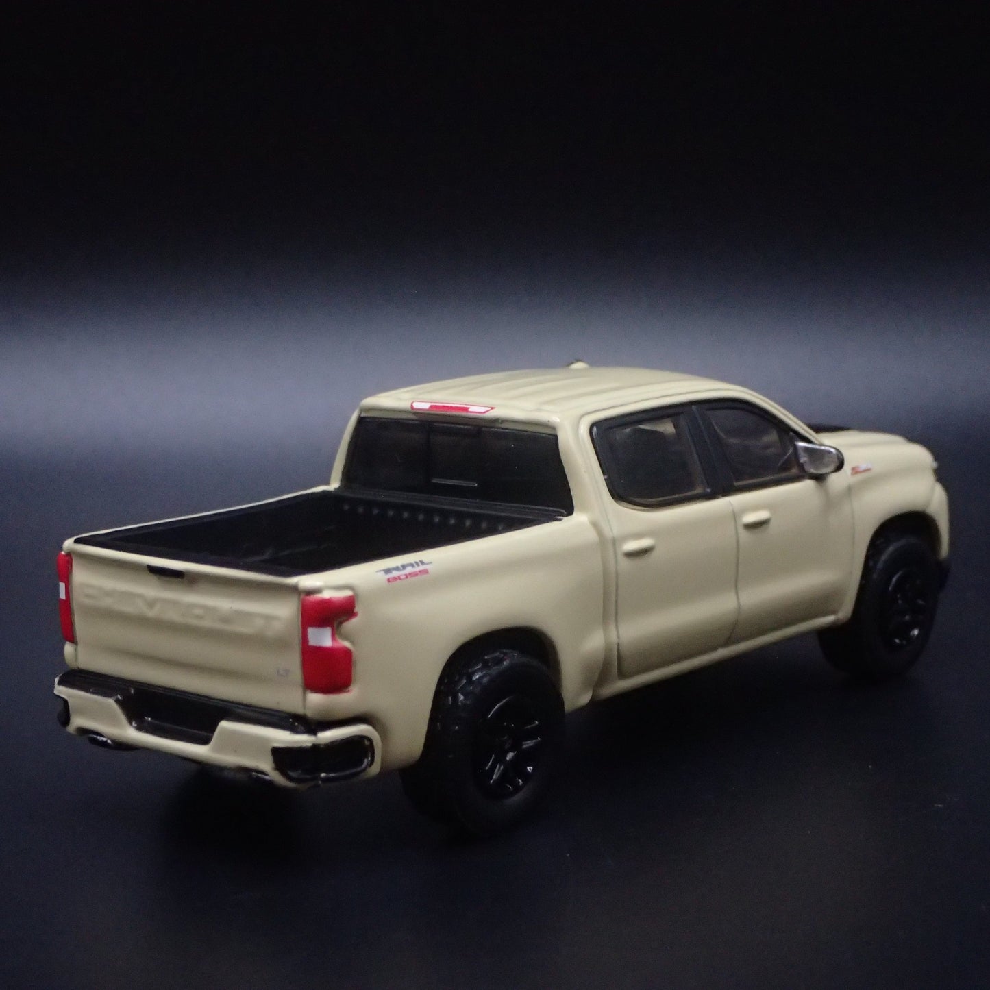 2019-2025 CHEVY CHEVROLET SILVERADO LT TRAIL BOSS 1:64 SCALE DIECAST MODEL CAR