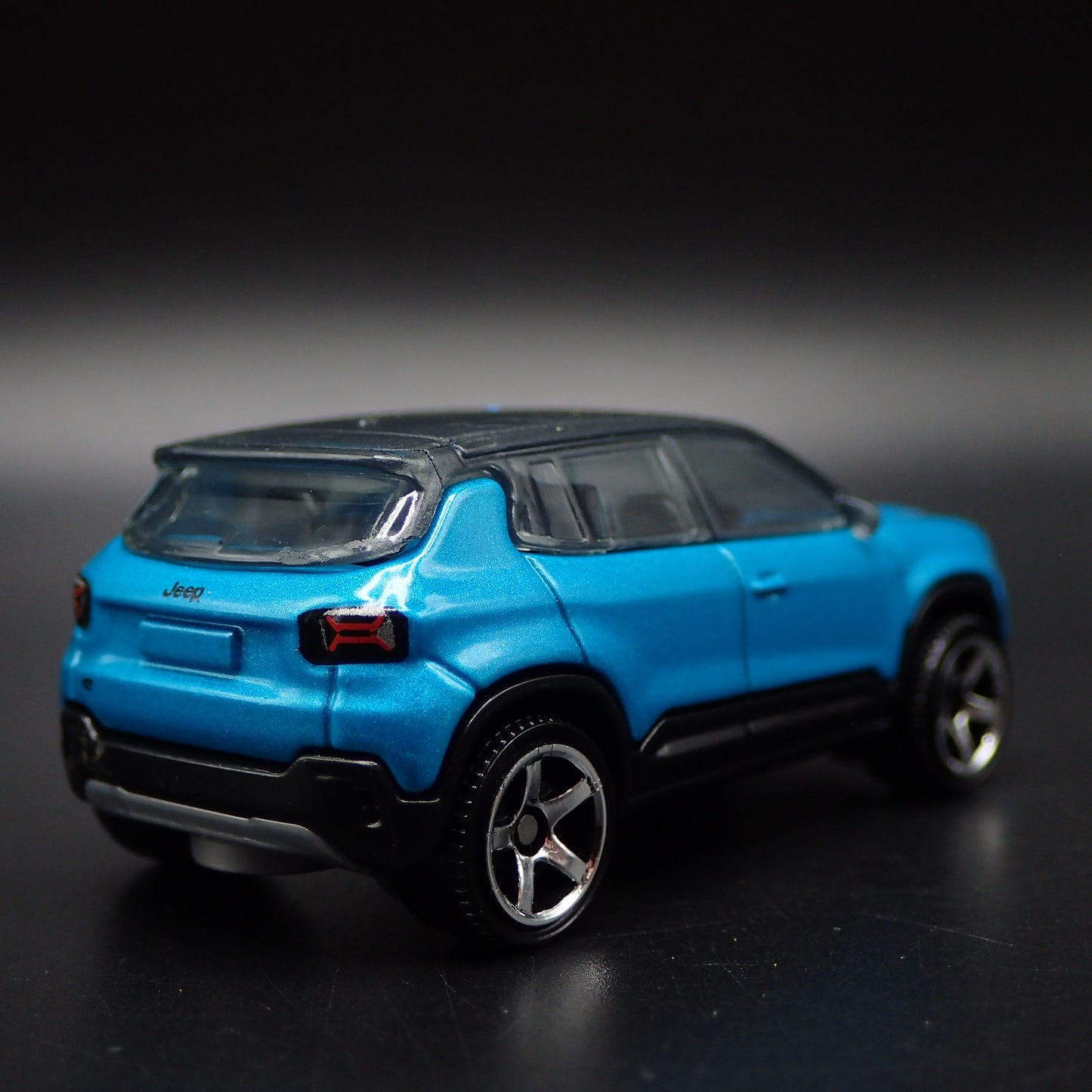 2023-2025 JEEP AVENGER 4 FOUR DOOR SUV BLUE 1/64 SCALE DIORAMA DIECAST MODEL CAR