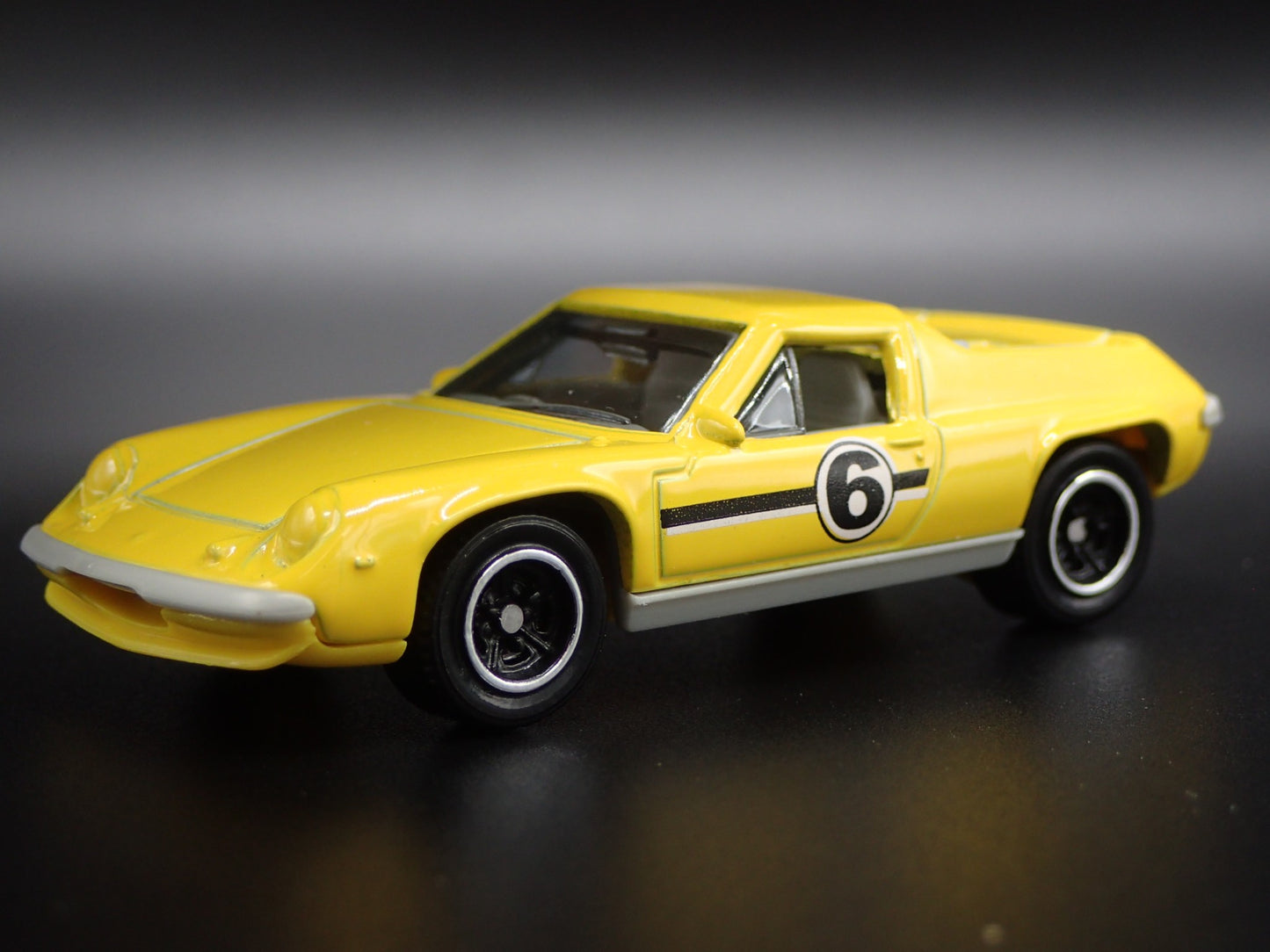 1966-1975 LOTUS EUROPA SPECIAL YELLOW 1/64 SCALE DIORAMA DIECAST MODEL CAR