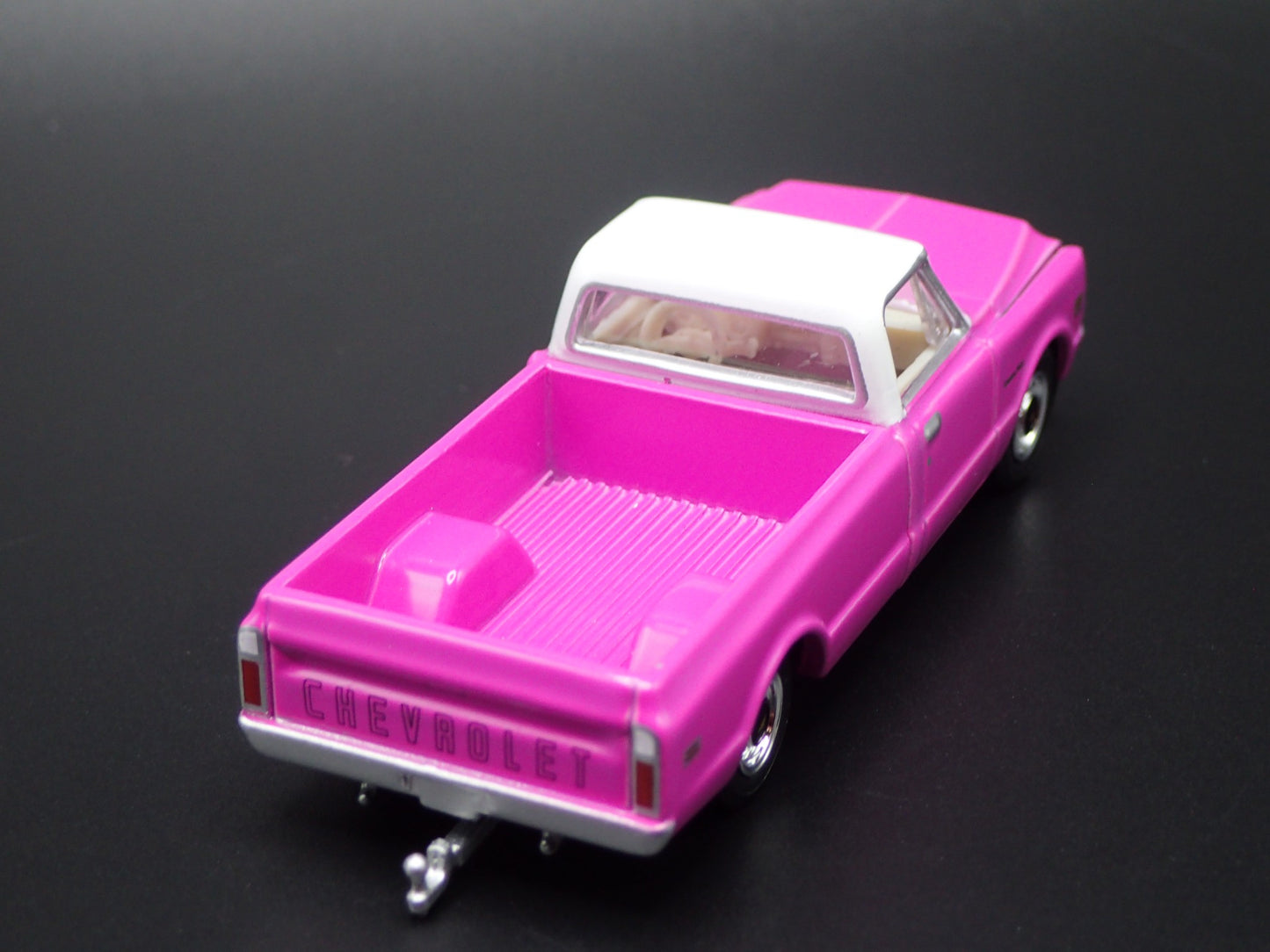 1972 72 CHEVY CHEVROLET C30 PICKUP TRUCK W HITCH 1/64 SCALE DIECAST MODEL CAR