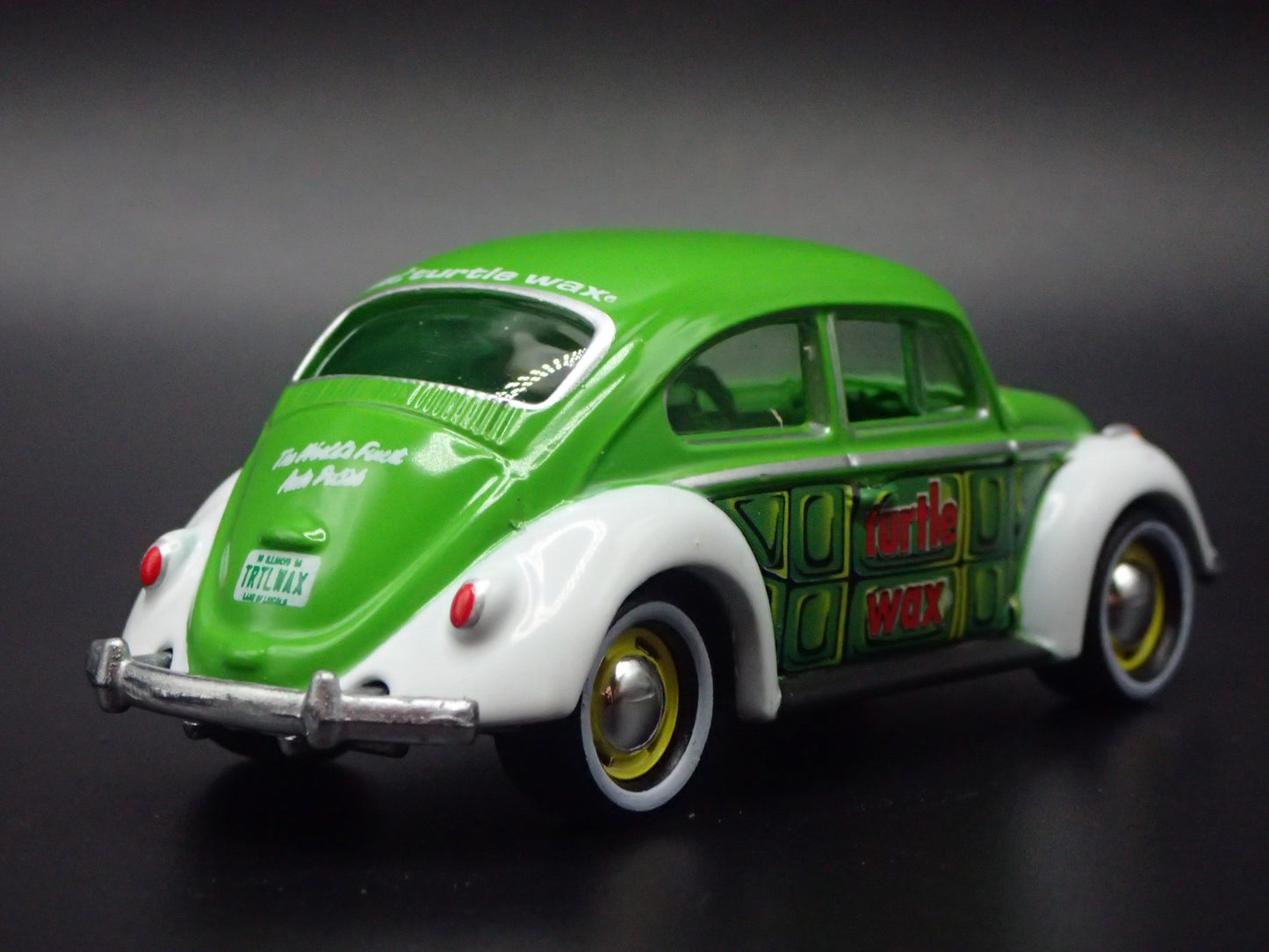 1960-1967 VW VOLKSWAGEN BEETLE BUG TURTLE WAX GREEN 1:64 SCALE DIECAST MODEL CAR
