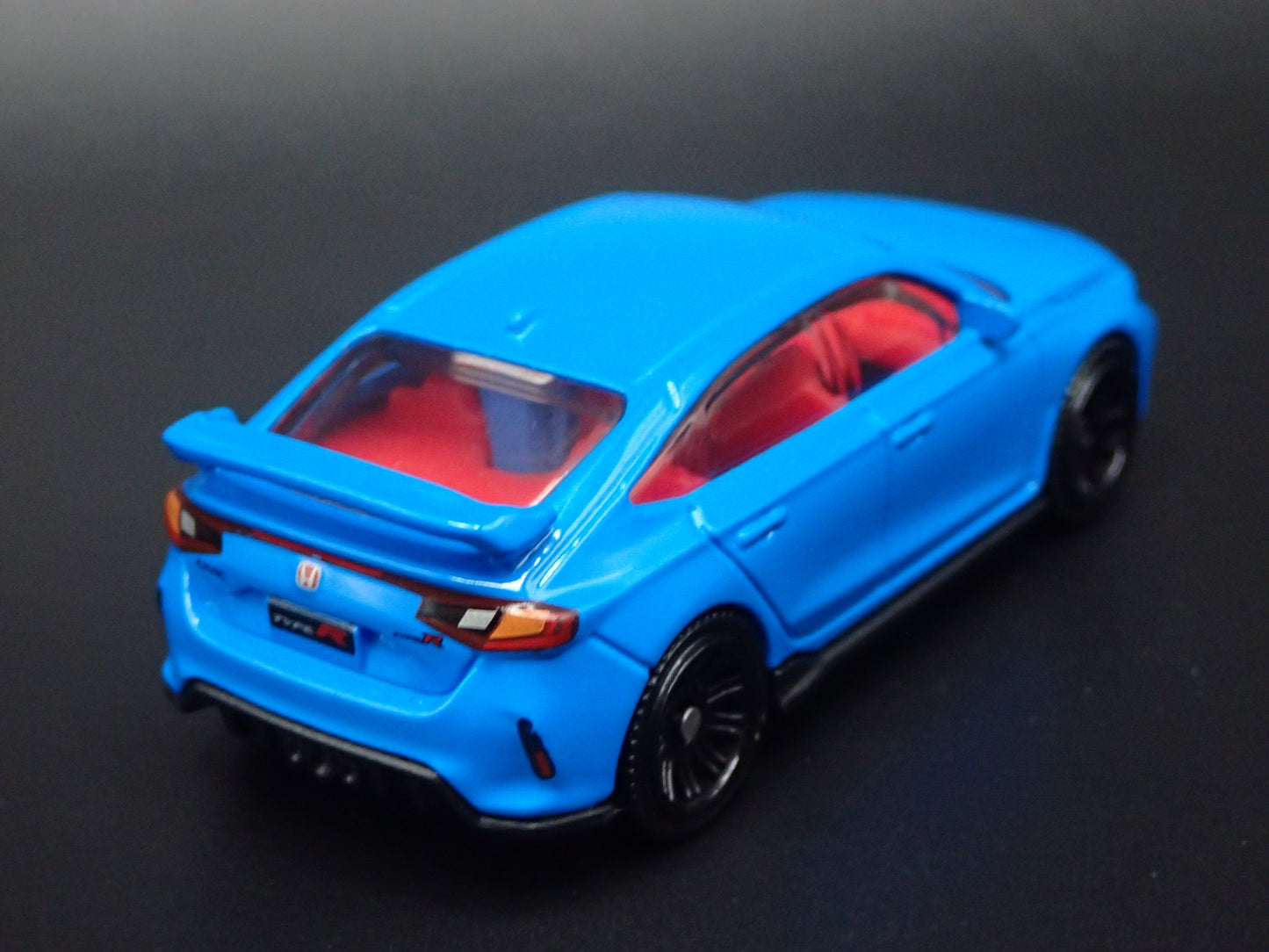 2022-2025 HONDA CIVIC TYPE R 1:64 SCALE COLLECTIBLE DIORAMA DIECAST MODEL CAR