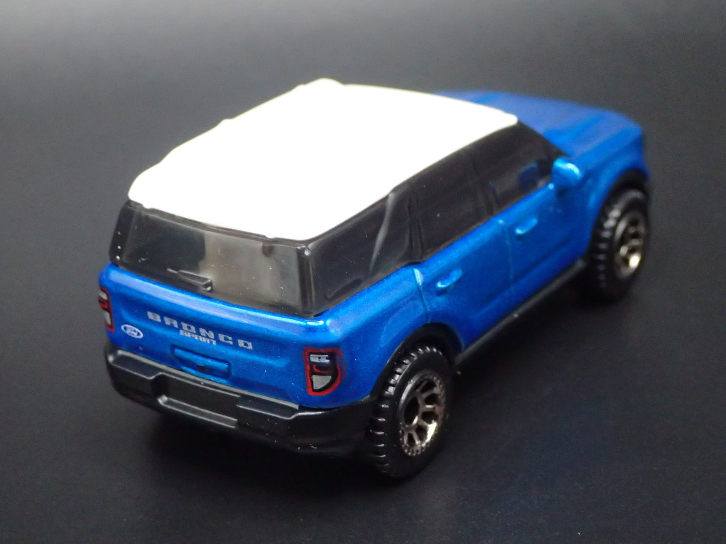2021-2025 FORD BRONCO SPORT 1:64 MB SCALE COLLECTIBLE DIORAMA DIECAST MODEL CAR