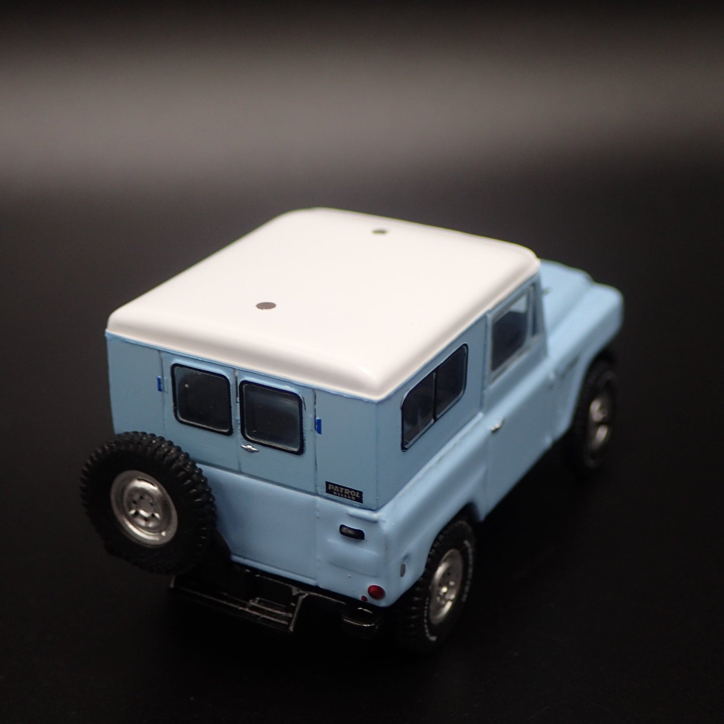 1960-1980 NISSAN PATROL SUV TRUCK BLUE 1:64 SCALE COLLECTIBLE DIECAST MODEL CAR