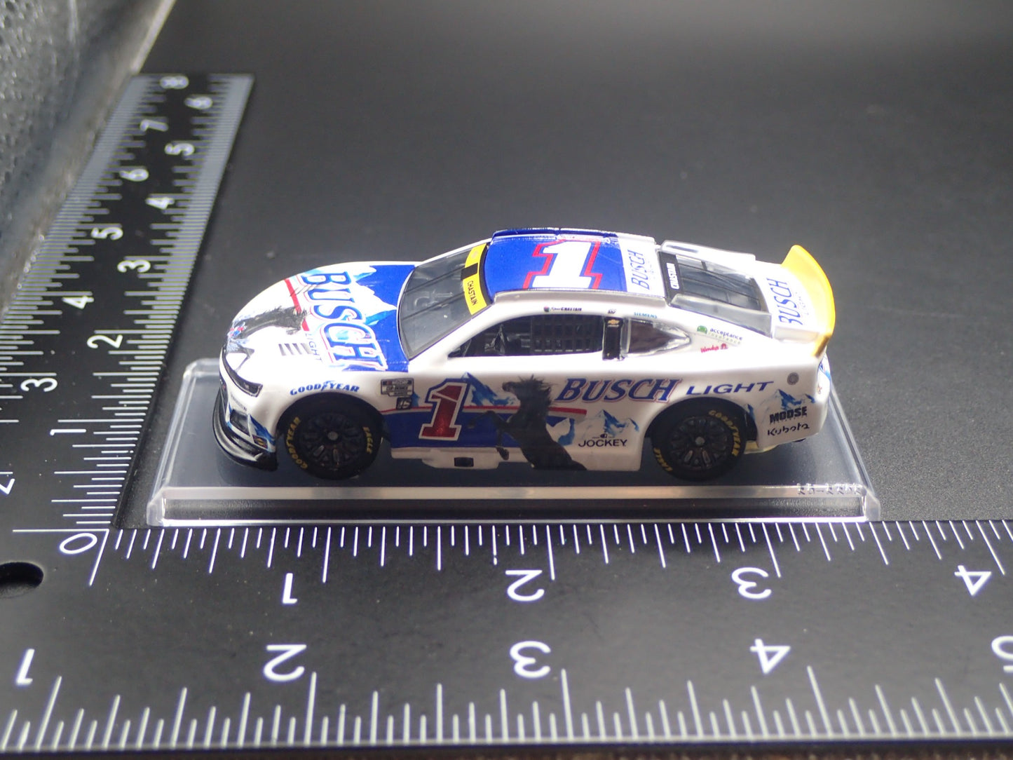 2025 CHEVROLET 1 ROSS CHASTAIN BUSCH LIGHT RETRO NASCAR 1:64 SCALE DIECAST CAR