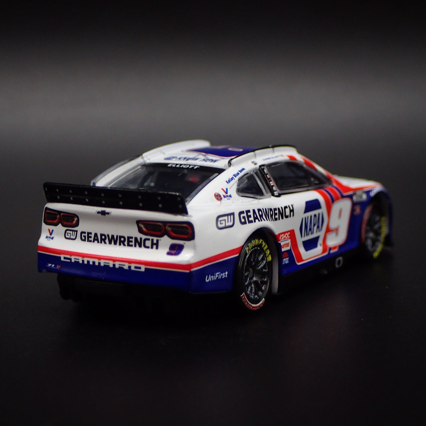 2022 CHEVY CAMARO ZL1 9 CHASE ELLIOTT NAPA NASCAR SALUTES 1:64 SCALE DIECAST CAR