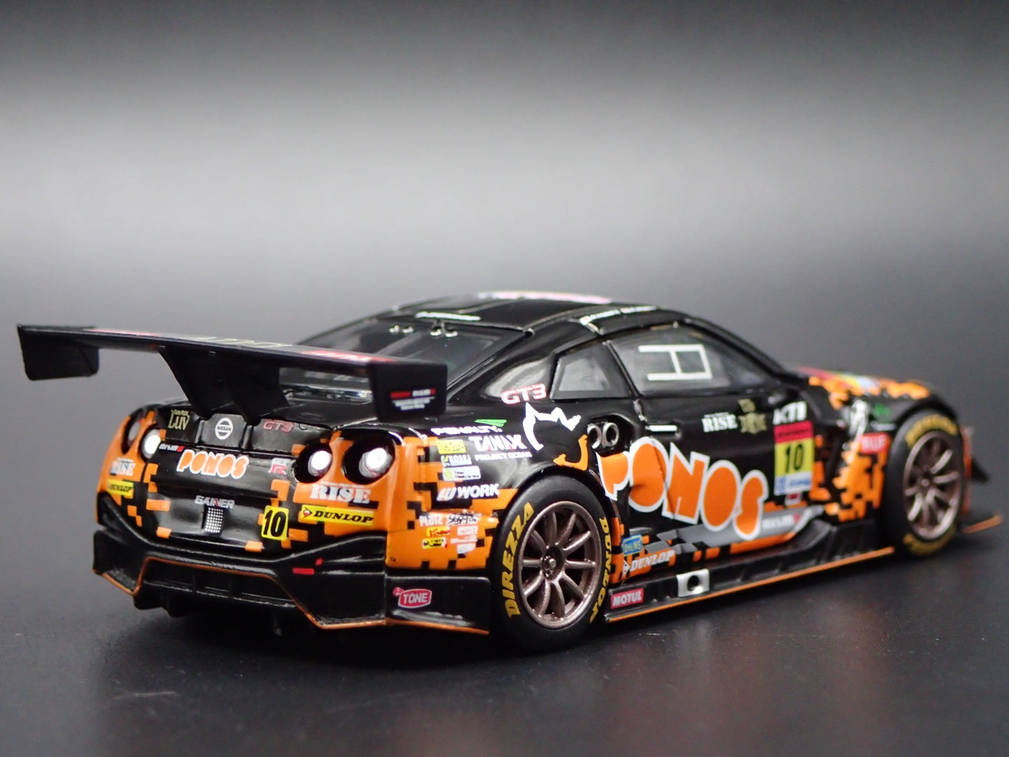 NISSAN GTR R35 NISMO GT3 #10 PONOS GAINER RACING 1:64 SCALE DIECAST MODEL CAR
