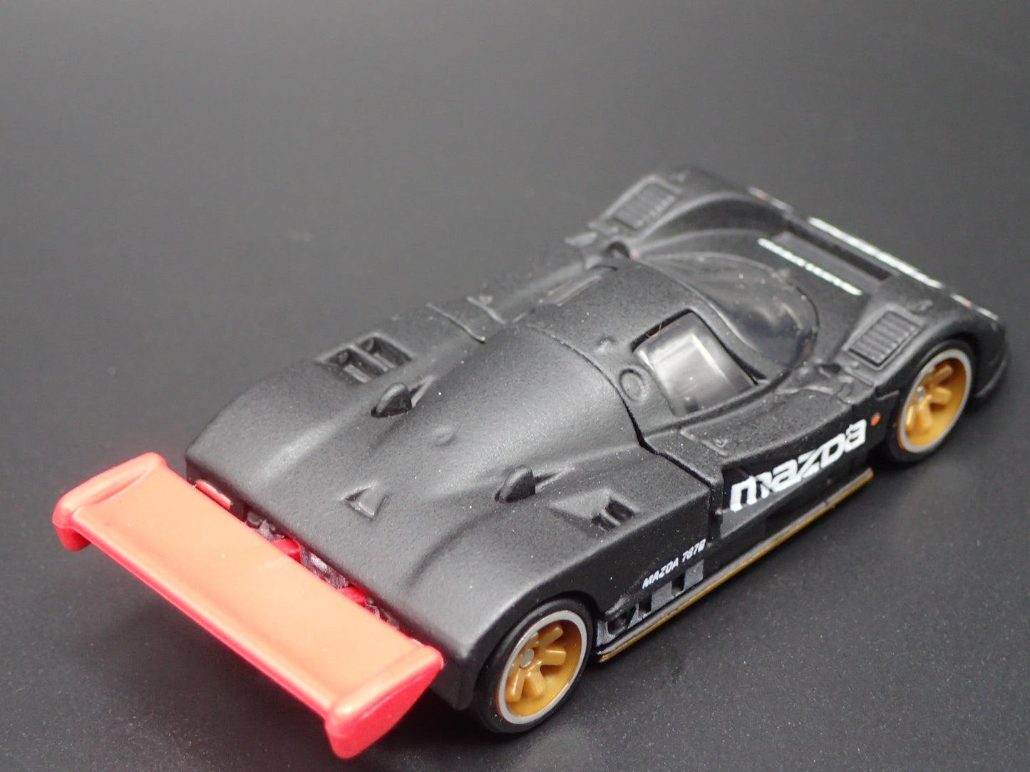MAZDA 787B RACING CAR BLACK 1:64 SCALE COLLECTIBLE DIORAMA DIECAST MODEL CAR