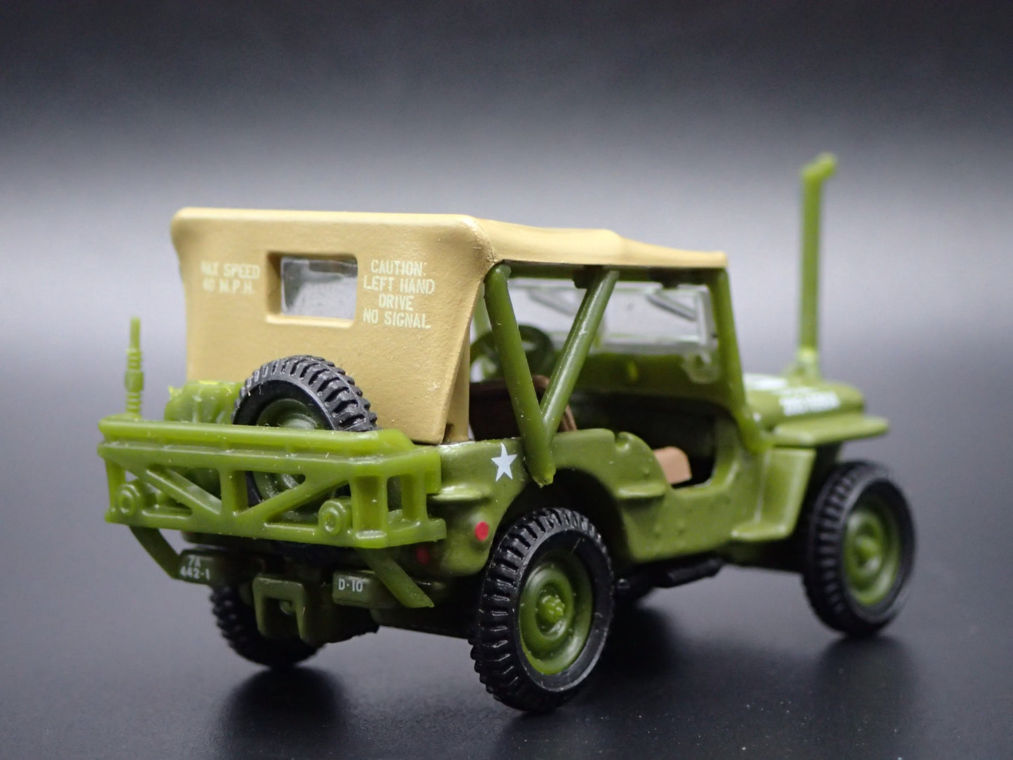 1941-1945 JEEP WILLYS MB ARMY USA GREEN 1:64 SCALE COLLECTIBLE DIECAST MODEL CAR
