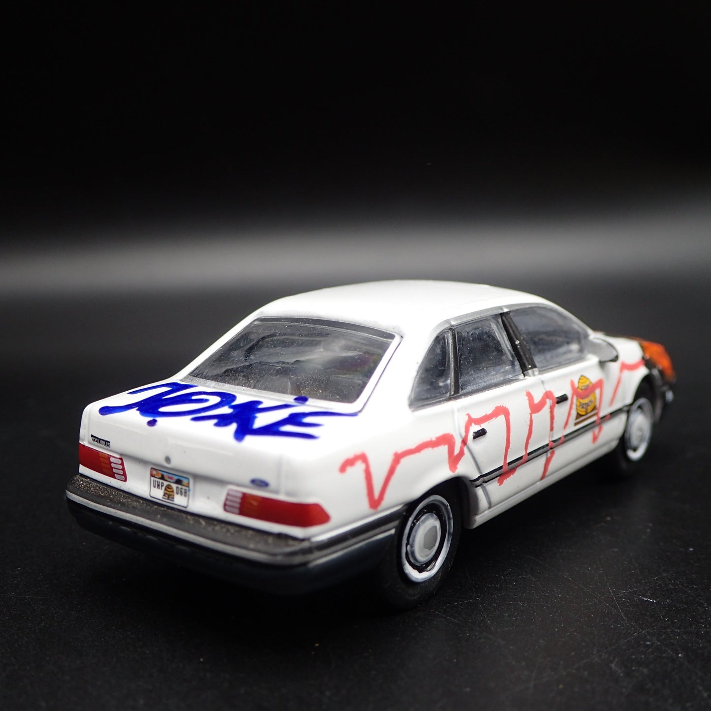 1990 FORD TAURUS UTAH HIGHWAY PATROL GRAFFITI TAG 1:64 SCALE DIECAST MODEL CAR