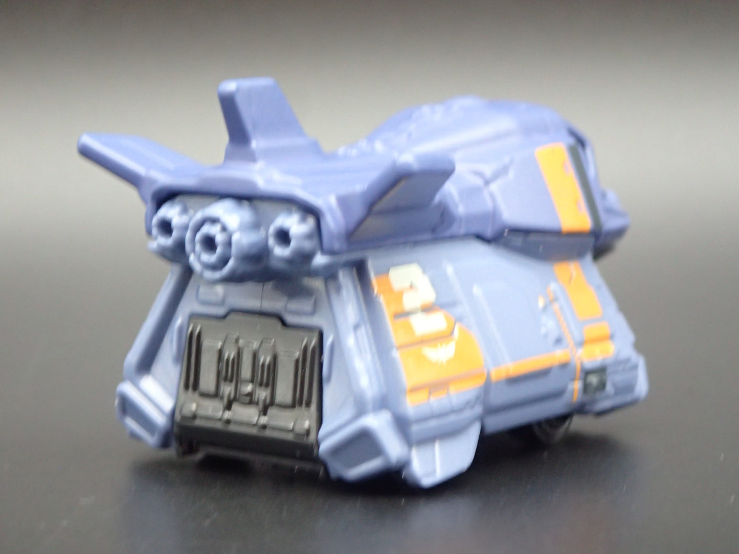 DISNEY PIXAR LIGHTYEAR ARMADILLO SPACESHIP 1/64 SCALE DIORAMA DIECAST MODEL CAR