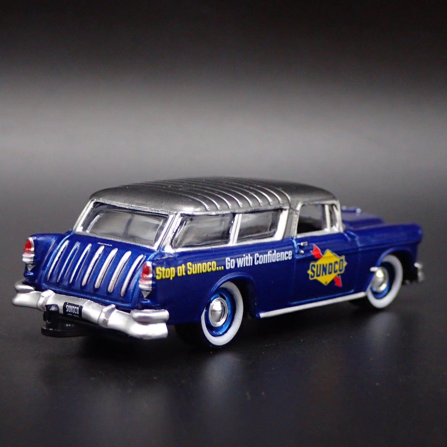1955 55 CHEVY CHEVROLET NOMAD WITH HITCH SUNOCO 1:64 SCALE DIECAST MODEL CAR