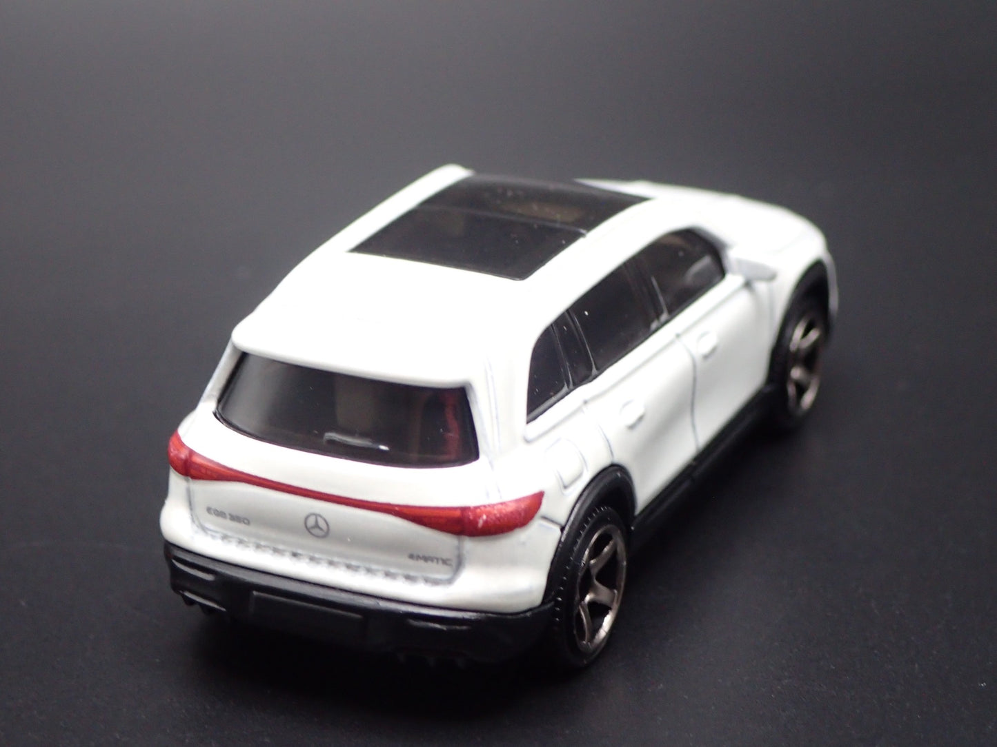 2022-2025 MERCEDES BENZ EQB EV CROSSOVER SUV WHITE 1:64 SCALE DIECAST MODEL CAR