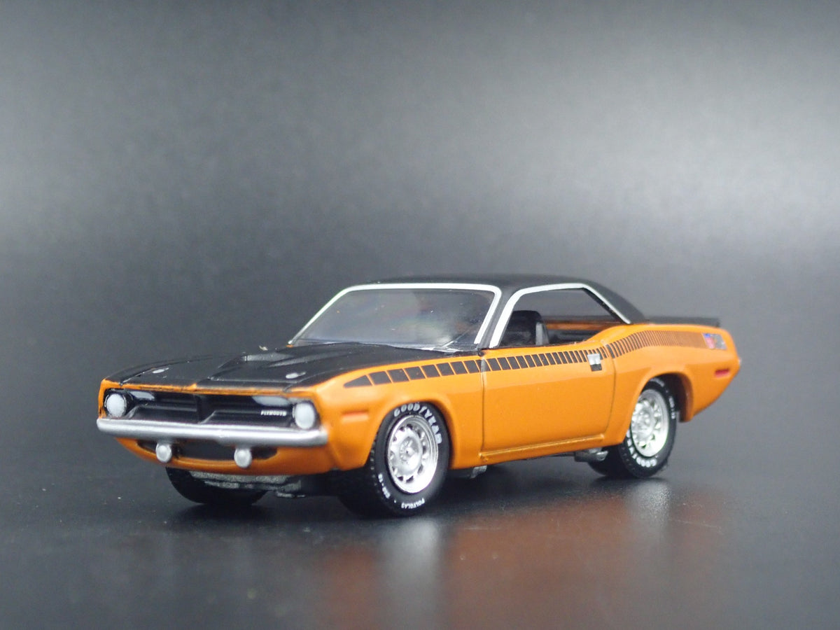 1970 70 PLYMOUTH AAR CUDA RARE 1:64 SCALE COLLECTIBLE DIORAMA DIECAST MODEL CAR-Burning Rubber Toy Company