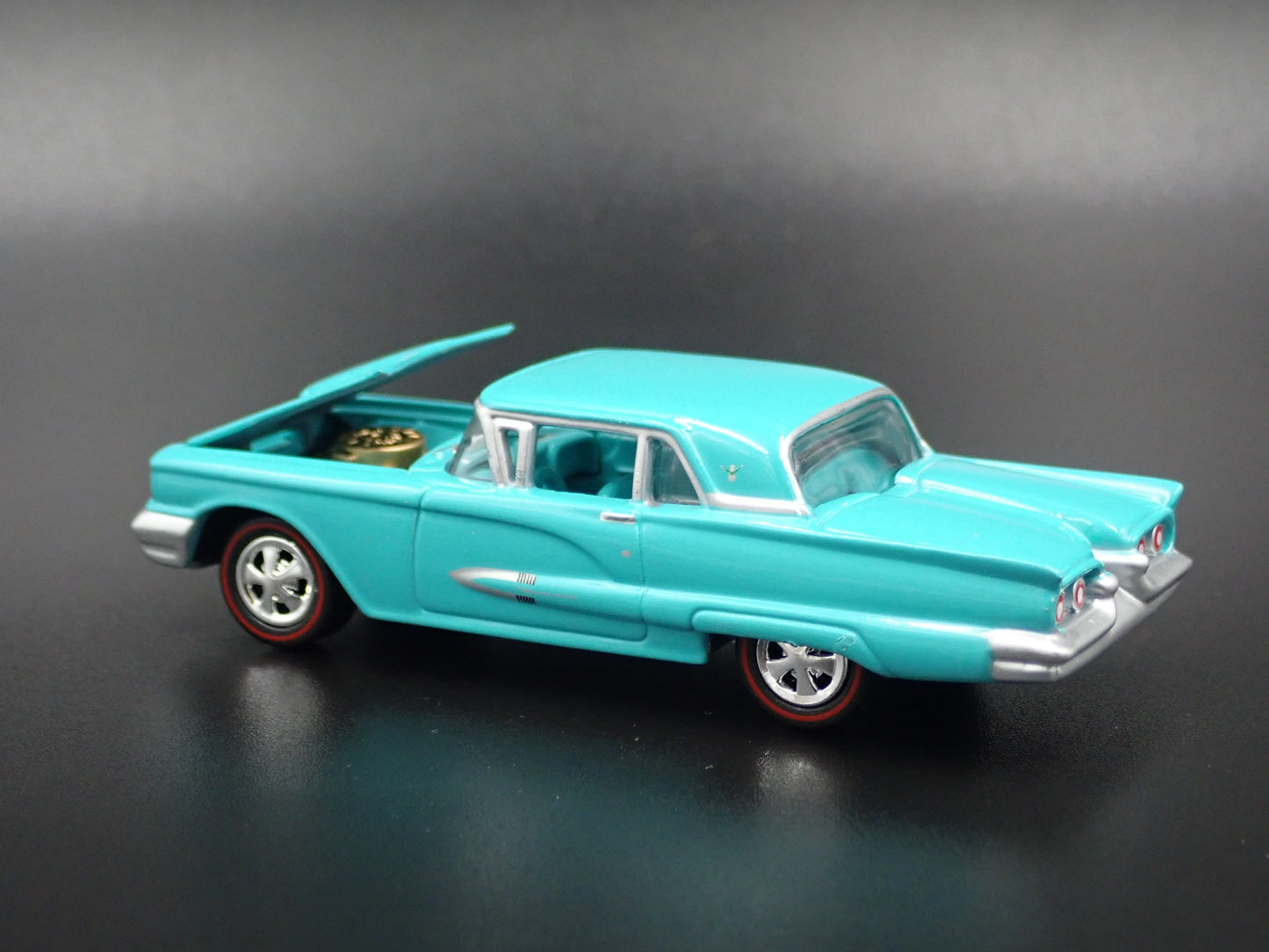 1959 59 FORD THUNDERBIRD T-BIRD TEAL 1/64 SCALE COLLECTIBLE DIECAST MODEL CAR