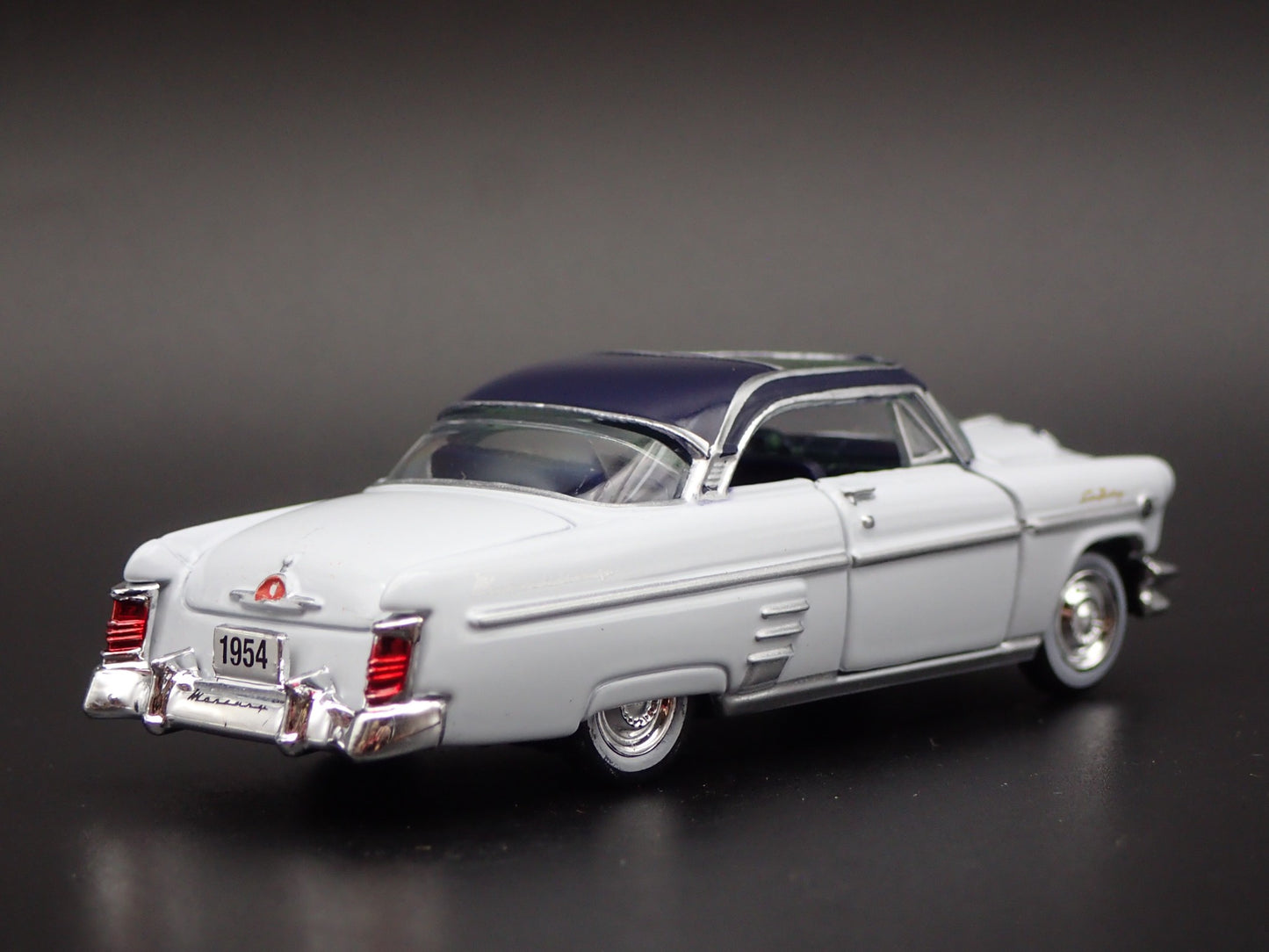 1954 54 MERCURY SUN VALLEY RARE 1/64 SCALE COLLECTIBLE DIORAMA DIECAST MODEL CAR