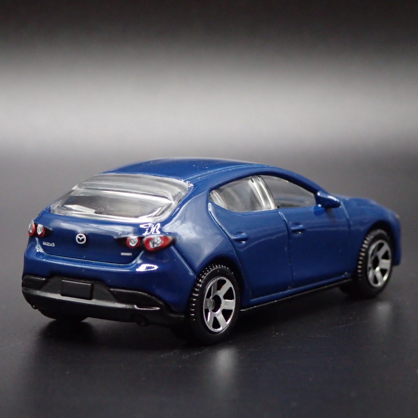 2019-2025 MAZDA 3 4 FOUR DOOR HATCHBACK 1:64 SCALE DIORAMA DIECAST MODEL CAR