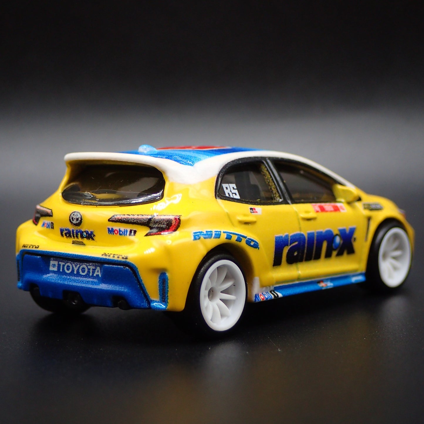 2023-2025 TOYOTA GR COROLLA DRIFT RAIN-X 1/64 SCALE DIORAMA DIECAST MODEL CAR