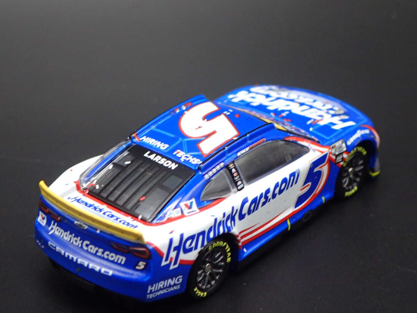 2024 CHEVY CAMARO ZL1 5 KYLE LARSON HENDRICKCARS NASCAR 1:64 DIECAST MODEL CAR