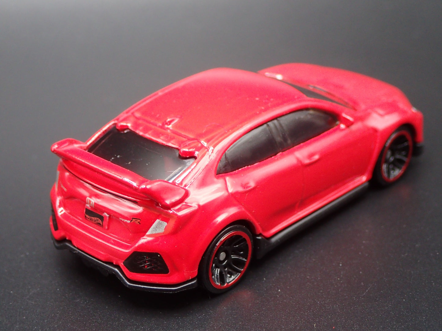 2017-2019 HONDA CIVIC TYPE R 4 FOUR DOOR 1:64 SCALE DIORAMA DIECAST MODEL CAR