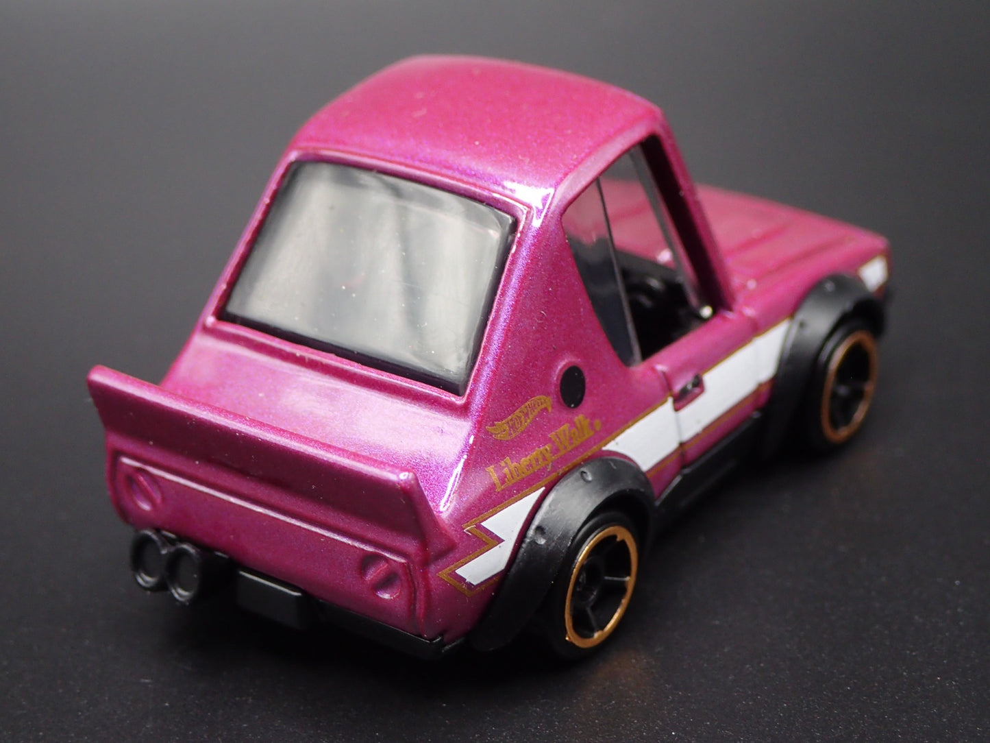 1972-1973 NISSAN SKYLINE 2000 GTR LBWK TOONED 1:64 SCALE DIECAST MODEL CAR