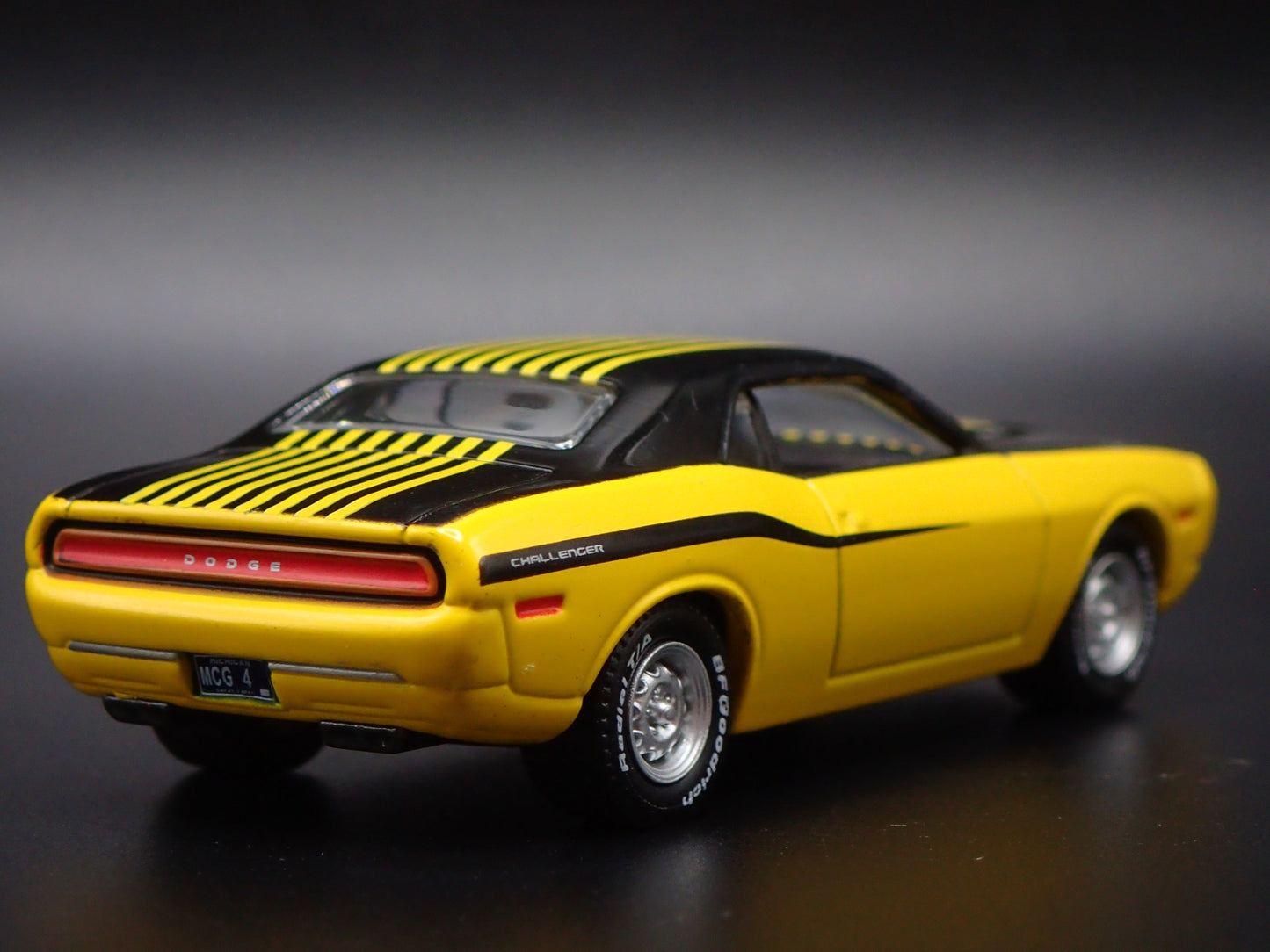 2008-2023 DODGE CHALLENGER YELLOW 1/64 SCALE DIORAMA DIECAST MODEL CAR