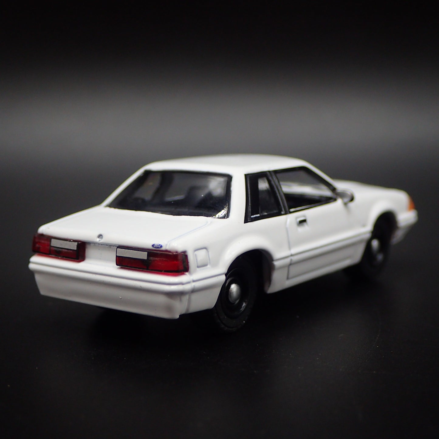 1987-1993 FORD MUSTANG NOTCHBACK FOX BODY 1:64 SCALE DIORAMA DIECAST MODEL CAR