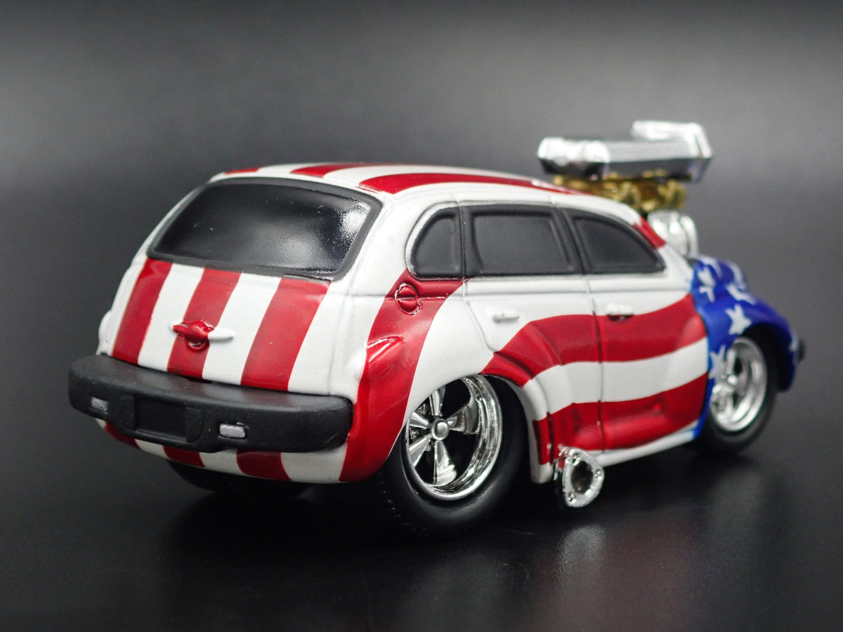 2001-2010 CHRYSLER PT CRUISER RARE 1:64 SCALE COLLECTIBLE DIECAST MODEL CAR-Burning Rubber Toy Company