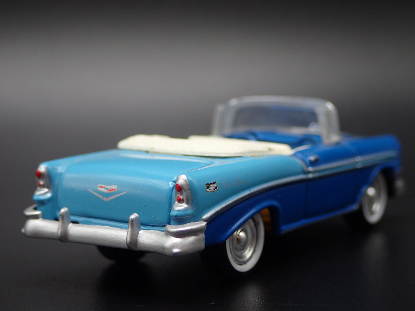1956 56 CHEVY CHEVROLET BEL AIR CONVERTIBLE 1:64 SCALE DIORAMA DIECAST MODEL CAR