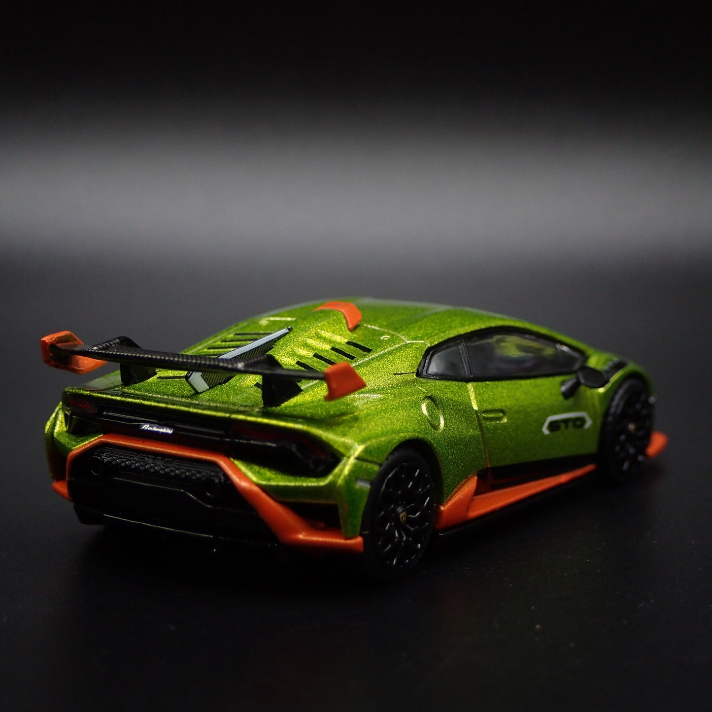 2019-2024 LAMBORGHINI HURACAN STO COUPE SUPER CAR 1:64 SCALE DIECAST MODEL CAR