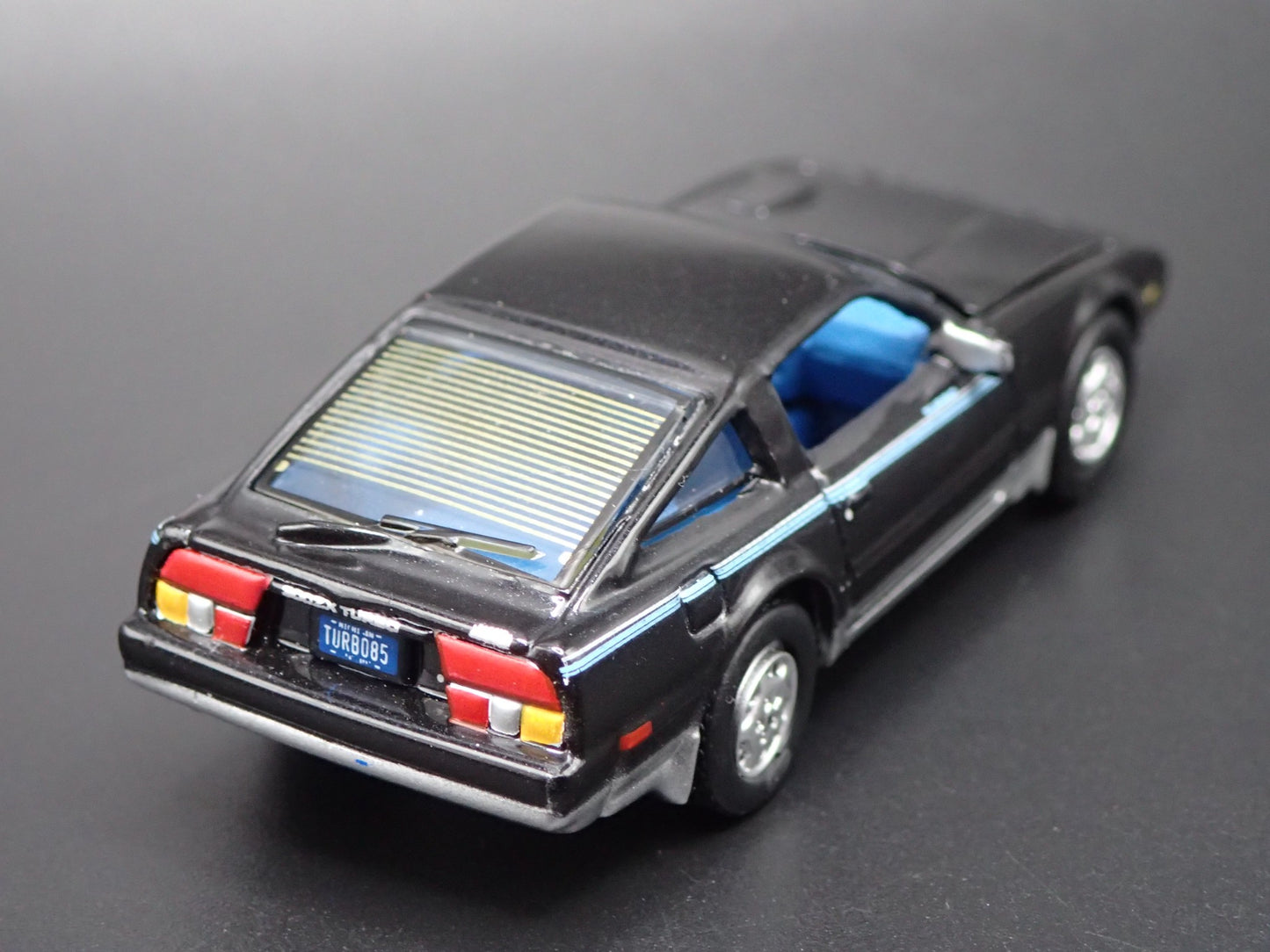 1983-1989 NISSAN 300ZX BLACK 1:64 SCALE COLLECTIBLE DIORAMA DIECAST MODEL CAR