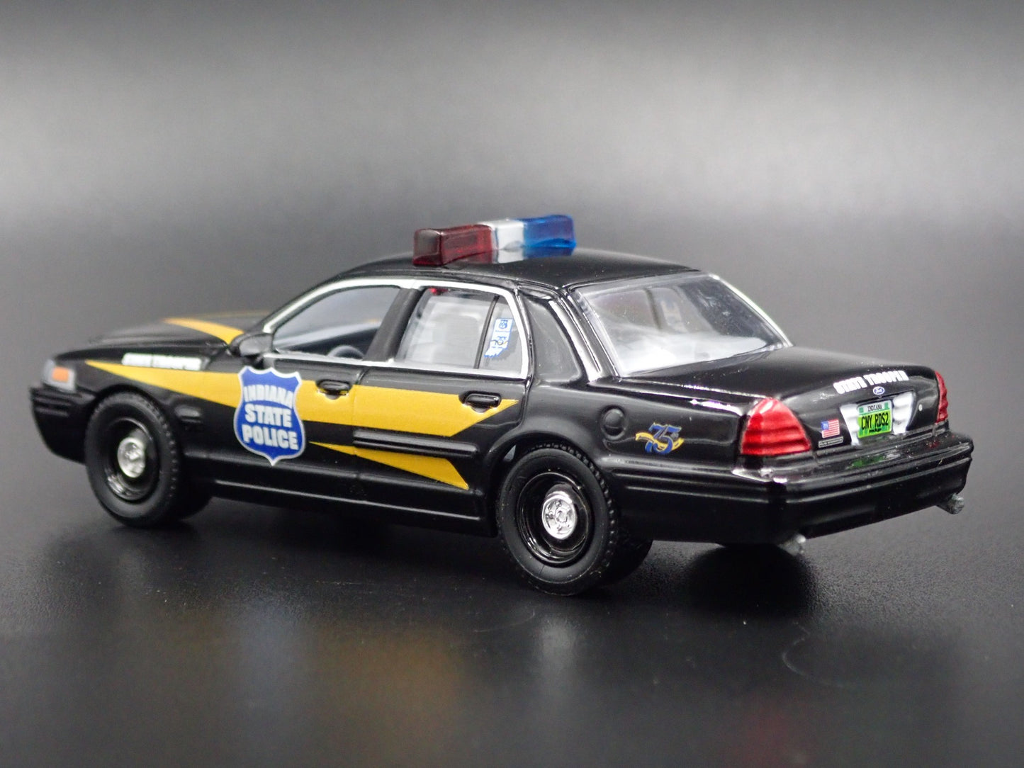 2008 08 FORD CROWN VICTORIA INDIANA STATE POLICE 1:64 SCALE DIECAST MODEL CAR