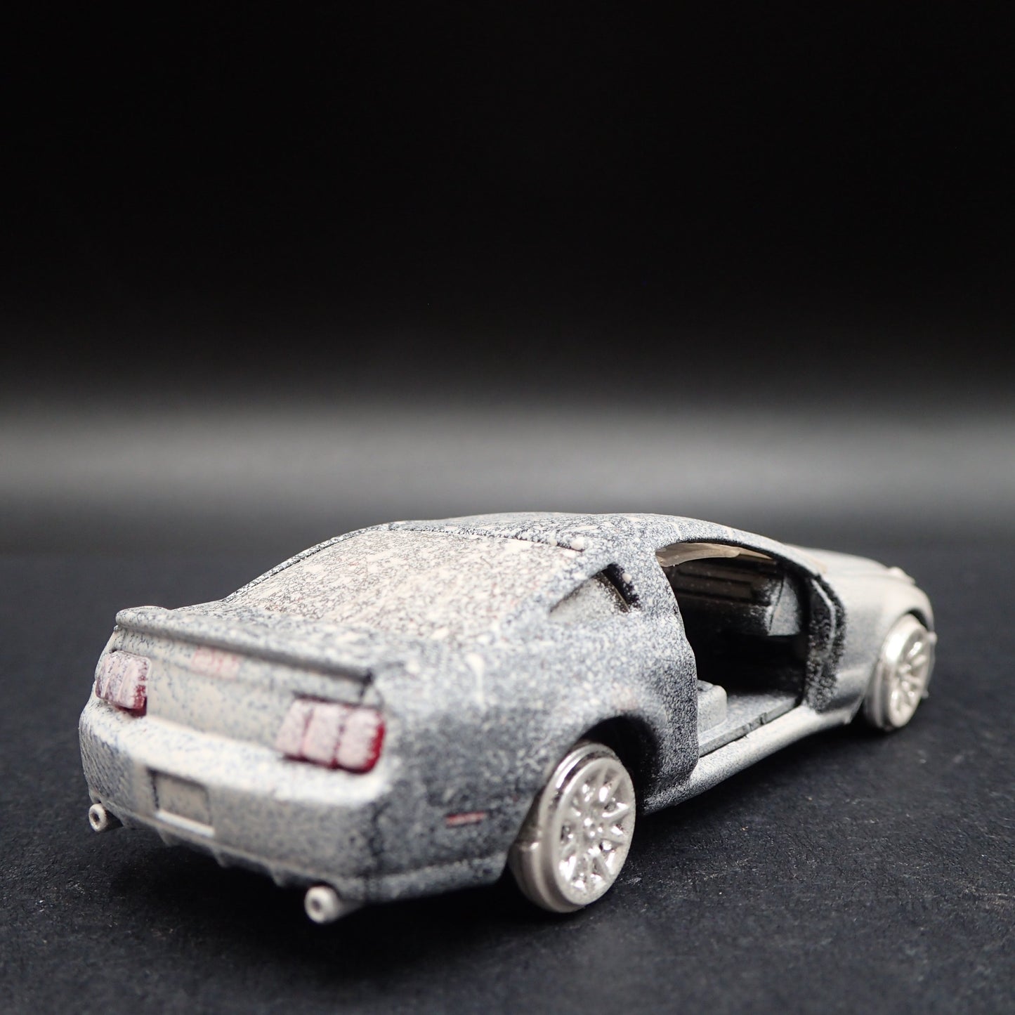 2008 08 FORD MUSTANG GT 5000KR CUSTOM BARN FIND 1:64 SCALE DIECAST MODEL CAR