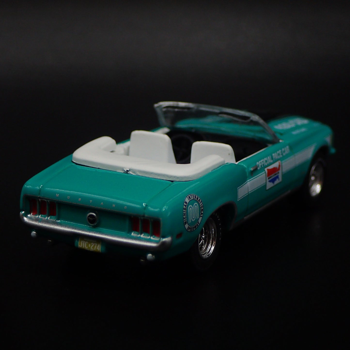 1970 FORD MUSTANG MICHIGAN INTL SPEEDWAY PACE CAR 1:64 SCALE DIECAST MODEL CAR