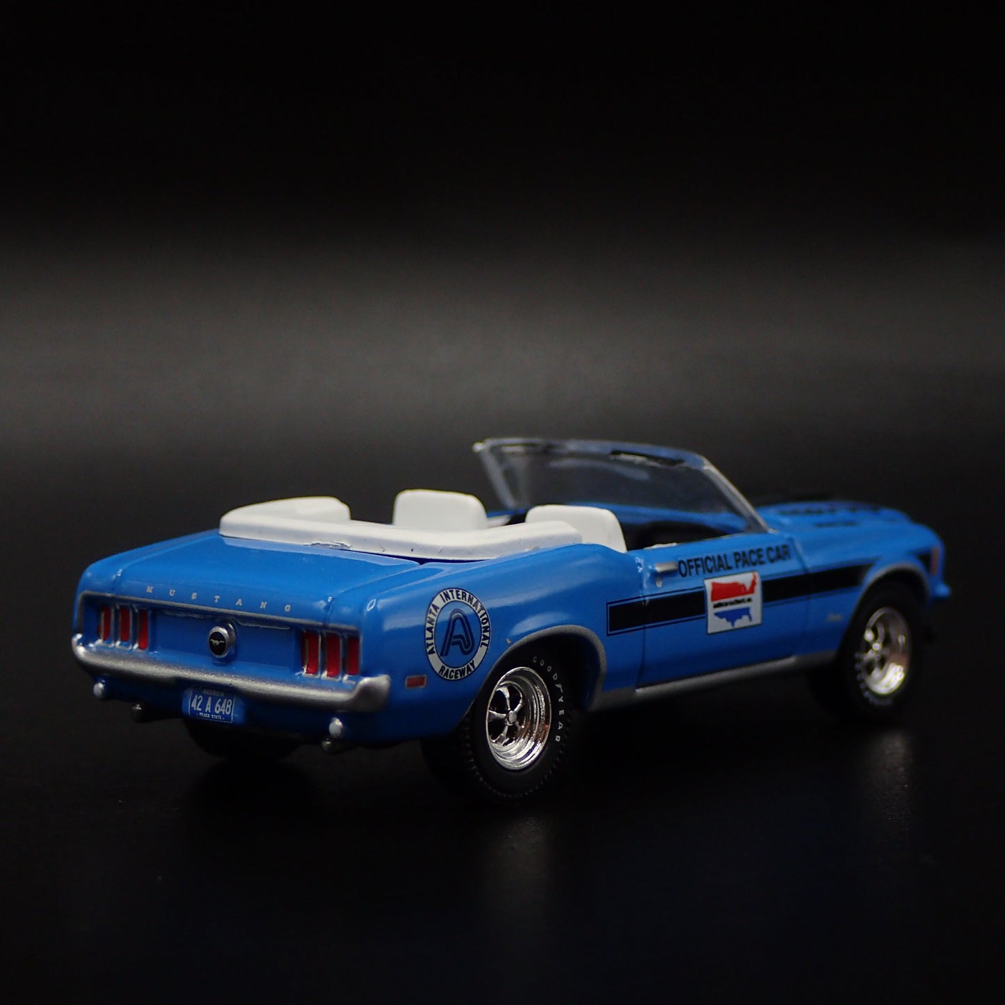 1970 70 FORD MUSTANG ATLANTA INTL SPEEDWAY PACE CAR 1:64 SCALE DIECAST MODEL CAR