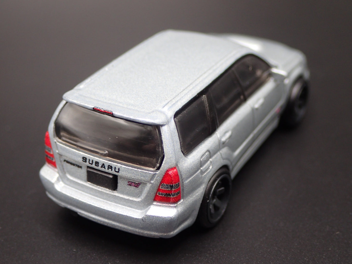 2004 SUBARU FORESTER STI WAGON 1:64 SCALE COLLECTIBLE DIORAMA DIECAST MODEL CAR