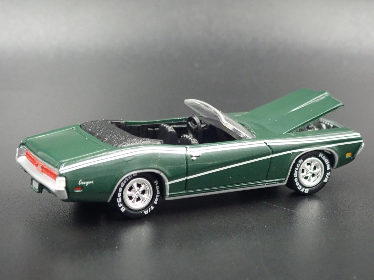 1969 69 MERCURY COUGAR CONVERTIBLE RARE 1:64 SCALE COLLECTIBLE DIECAST MODEL CAR